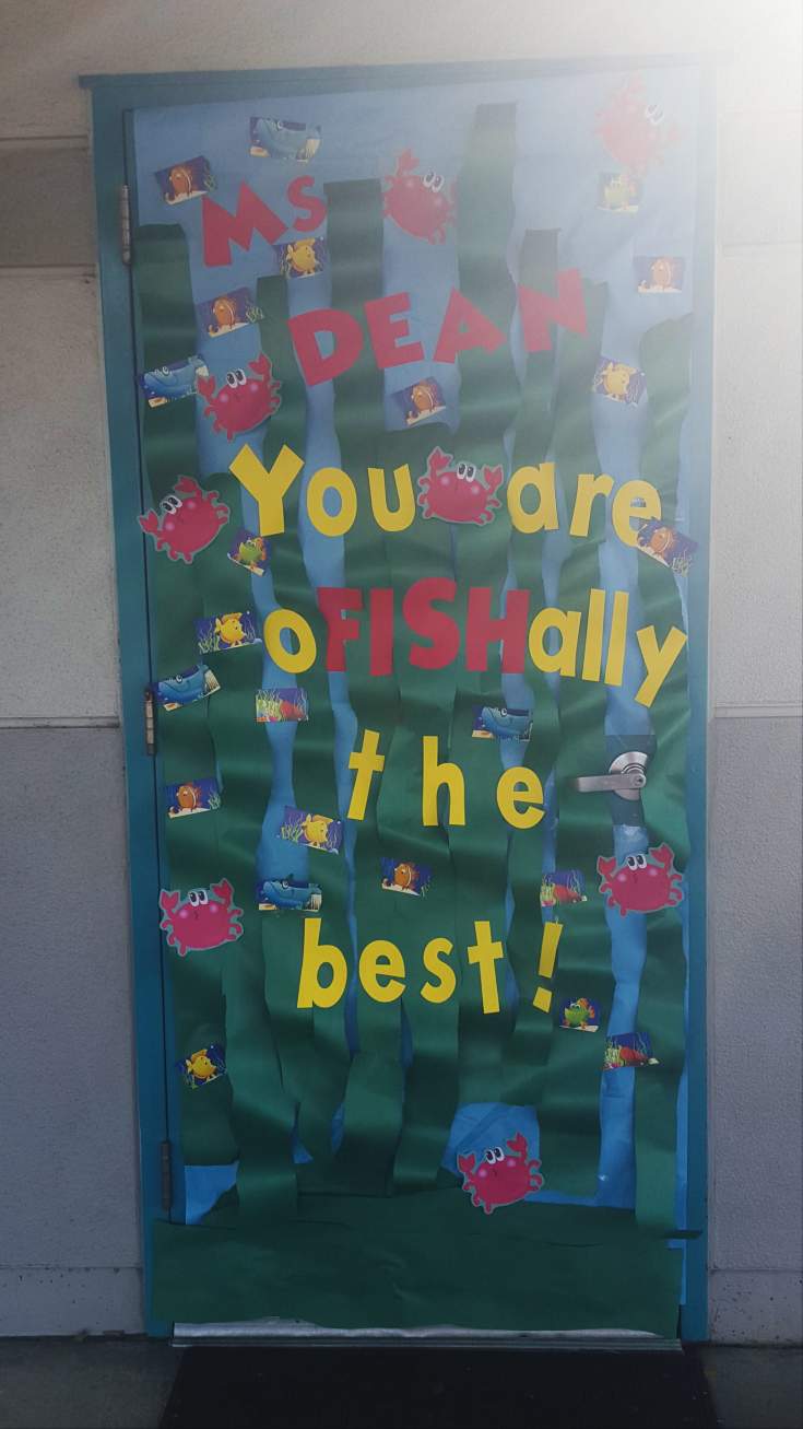 teacher door decorating ideas