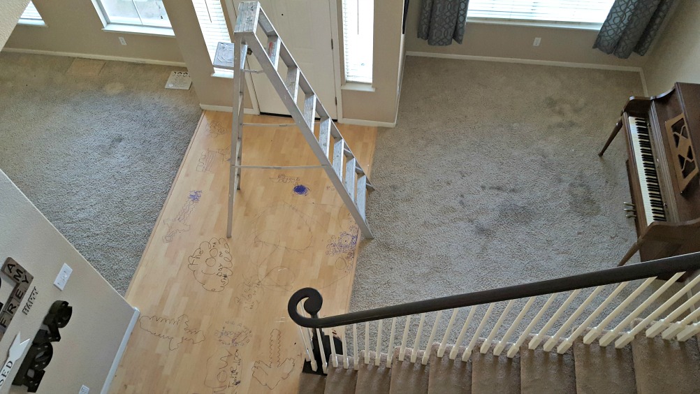 How to Refinish a Wood Banister