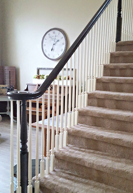 How to Refinish a Wood Banister