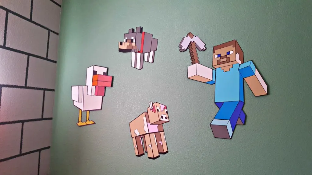 DIY Large Minecraft Characters