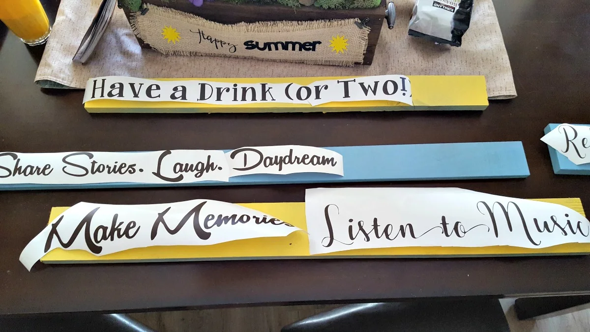 how to make wooden signs with quotes