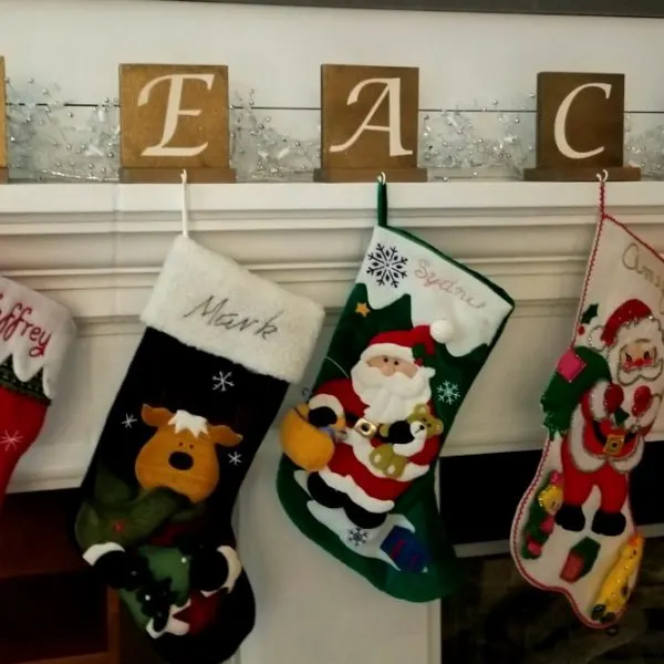 DIY Stocking Holders That are Easy and Cheap to Make!