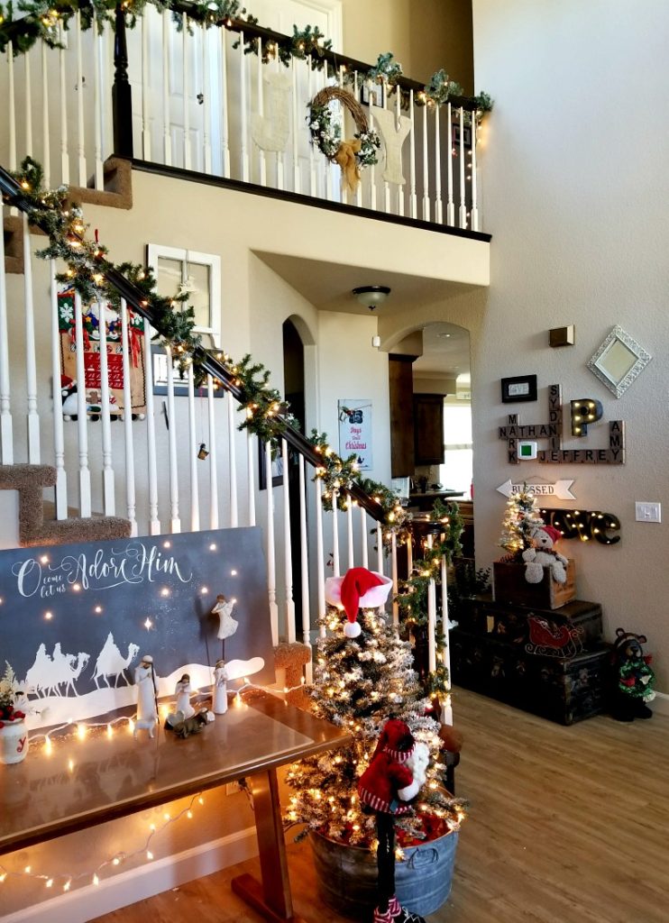 Christmas Home Tours On a Budget! Leap of Faith Crafting