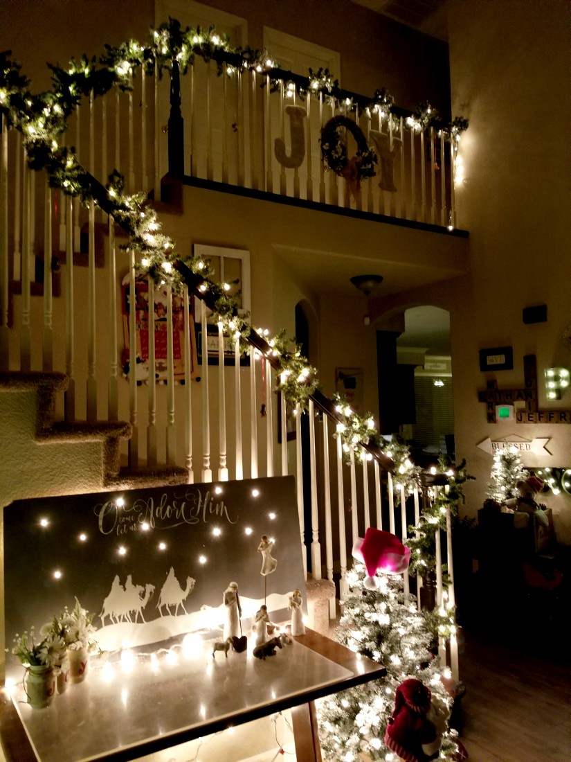 banister Christmas decorations