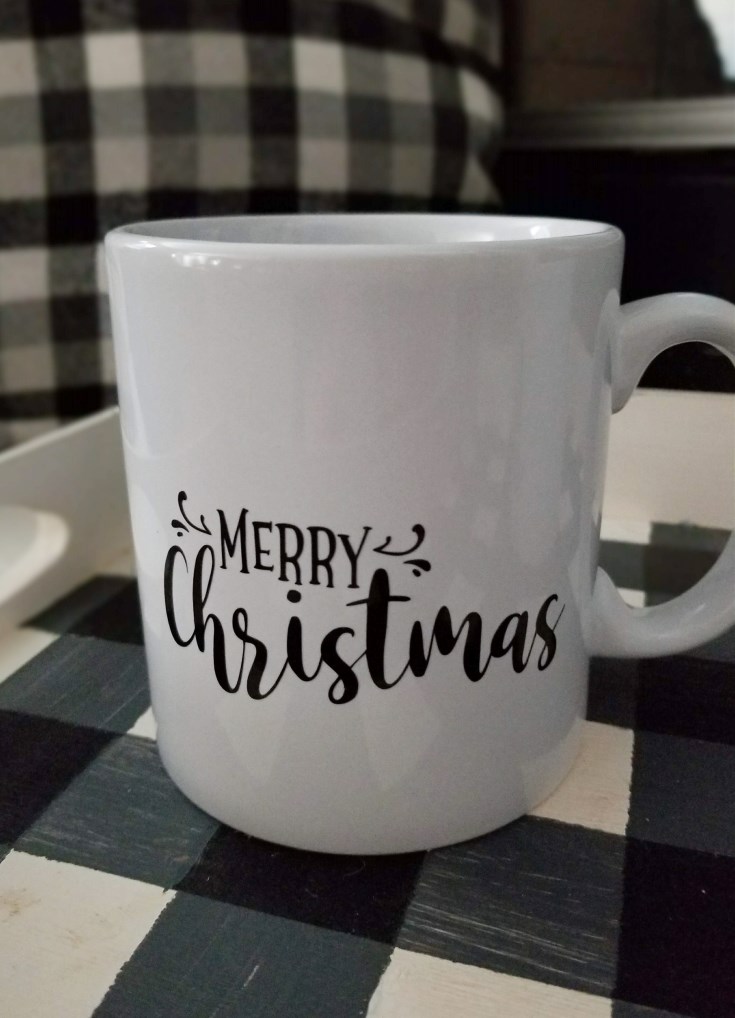 Merry Christmas DIY mug with free Christmas cut file