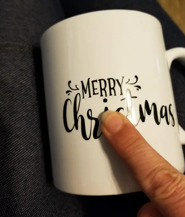 DIY Christmas mugs
