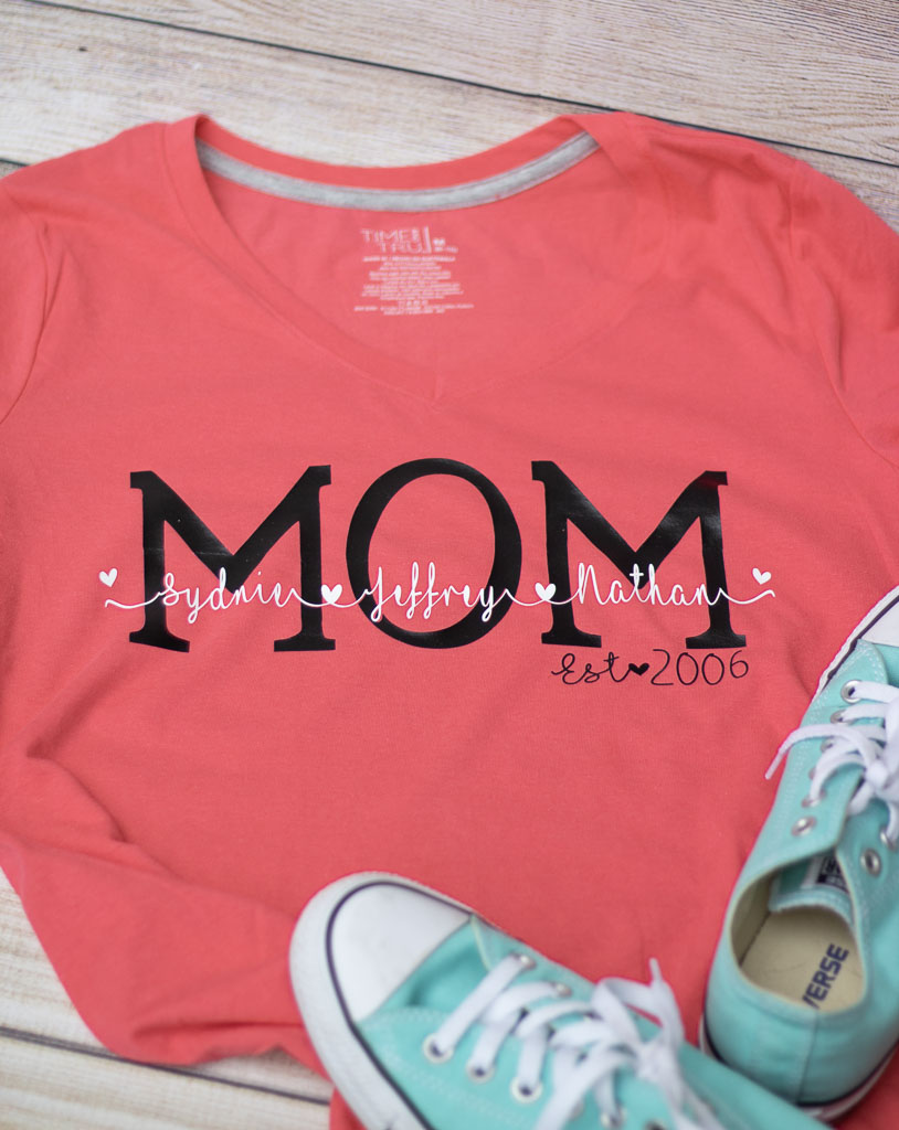 year Mom kids names established Women's T-Shirt Custom shirt personalized gifts for her Mother womens Mommy