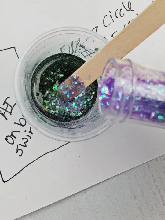 how to make resin keychains glitter