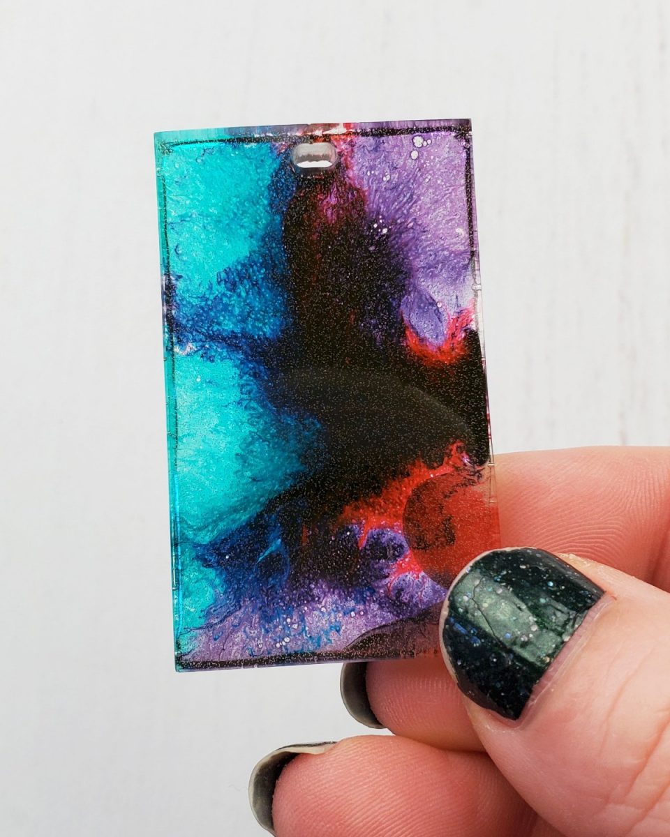 resin keychain with alcohol inks