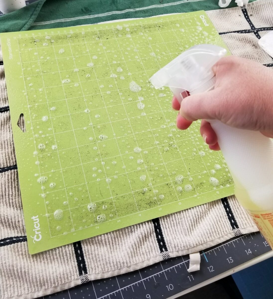 cricut mat cleaning awesome spray