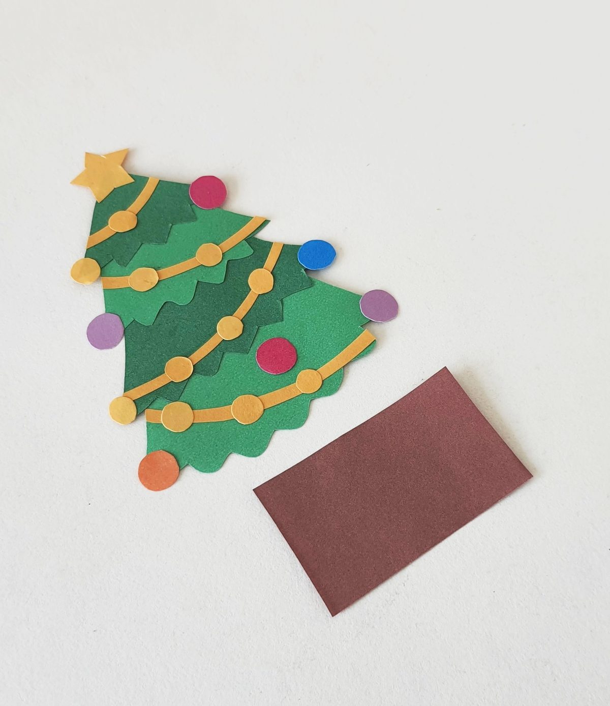 standing paper craft christmas tree with balls