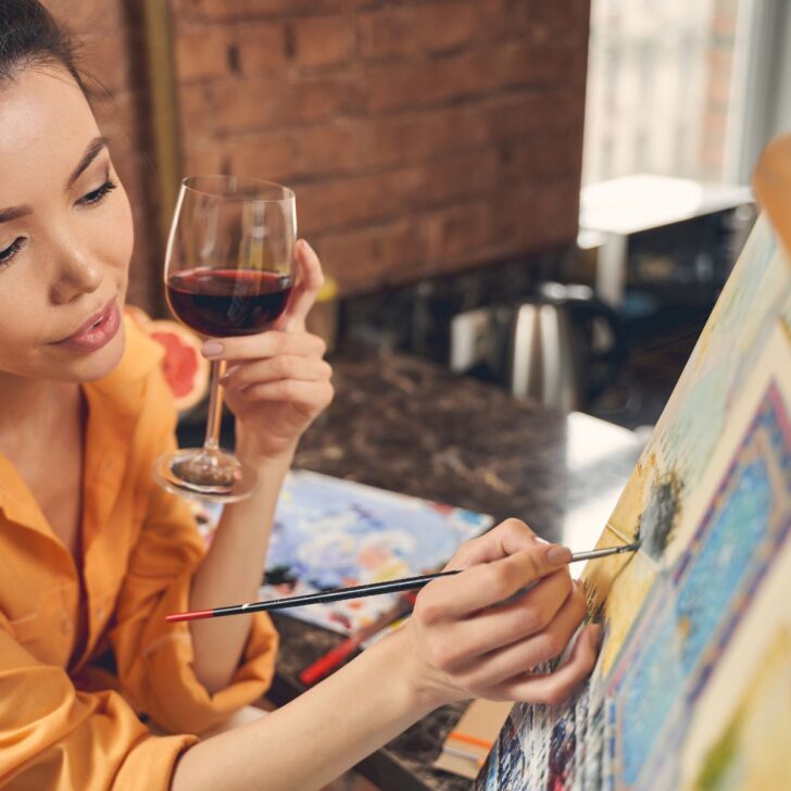 how to host wine and paint sip party
