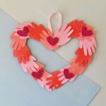 handprint wreath tutorial